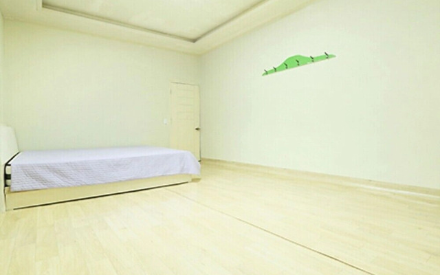 Ganghwado Nolleoosigae Pension