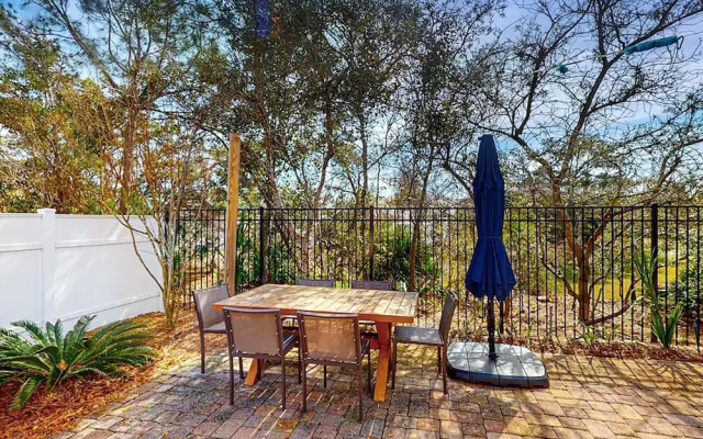 Captain Green's Seaside Retreat