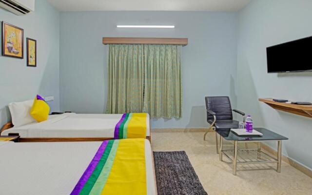 Itsy Hotels Sidhartha Residency