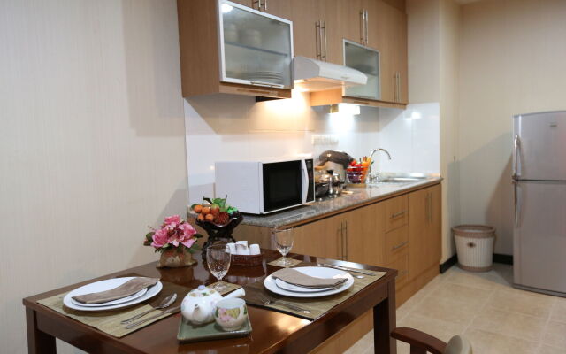 J - Town Serviced Apartments