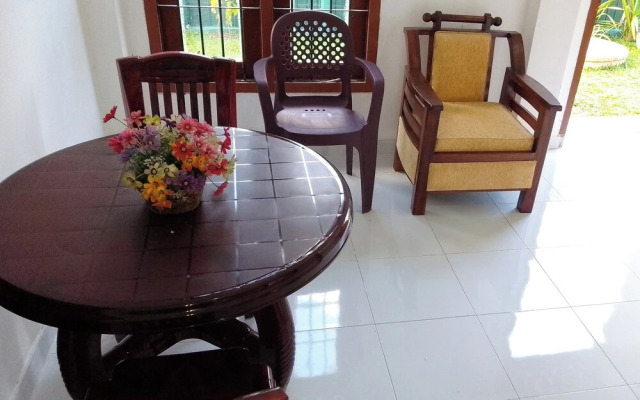 Tropical Suites