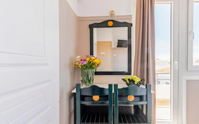 Phaedra Hotel