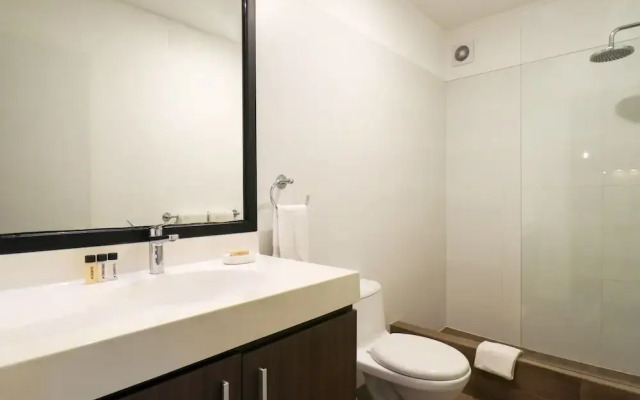 w Lively 2BR in the Heart of Miraflores