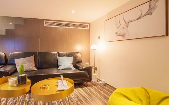 Zhigao Yun Xi Jia Riverside Apartment