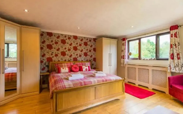 Host Stay Four Seasons