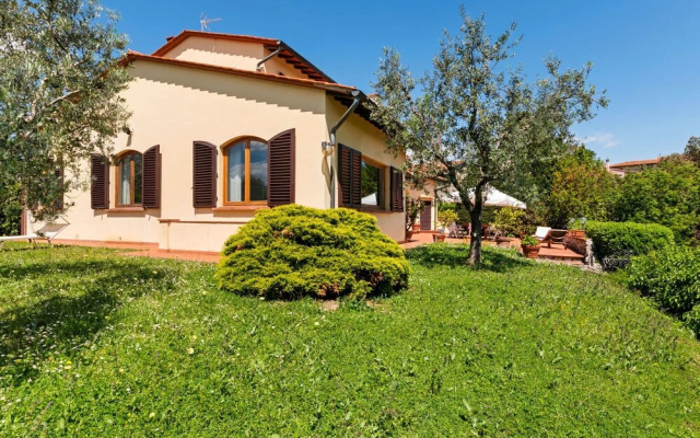 Spacious Villa in Carmignano With Private Swimming Pool