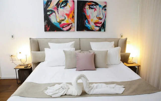 YalaRent Midtown towers TLV