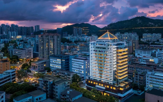 Days Inn by Wyndham Zhuhai Qinglv Road