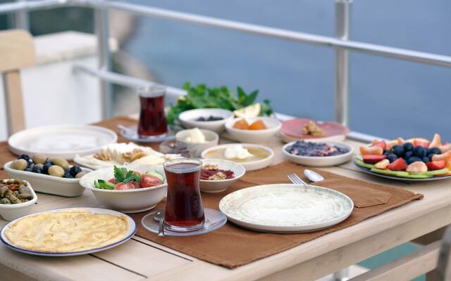 Blue Island Luxury Hotel - Adults Only