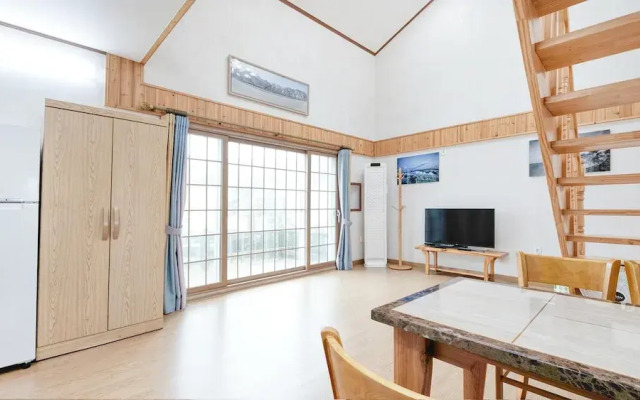 Jeju Kkumkkuneun Jeju Pension