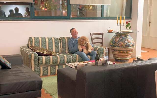 Lenzi’s Bottega and Gallery Suites