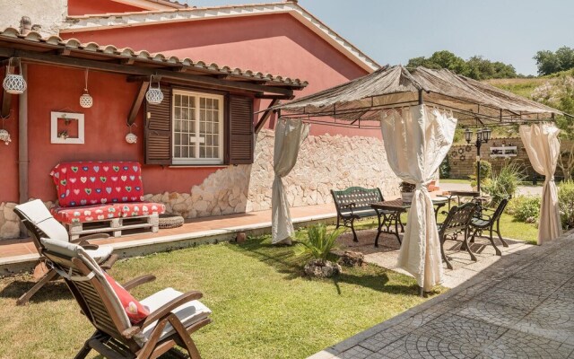 Awesome Home in Roma With 3 Bedrooms, Wifi and Outdoor Swimming Pool