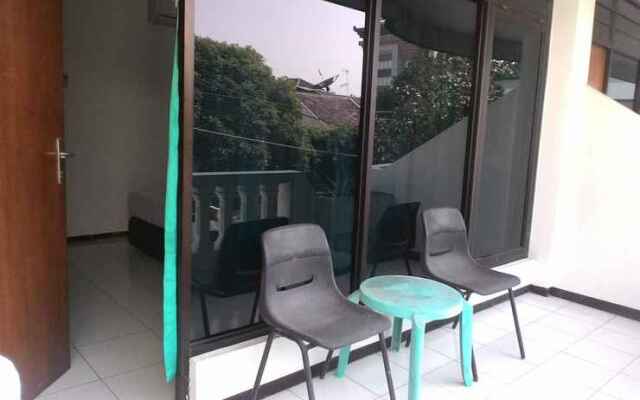Henny Executive Homestay