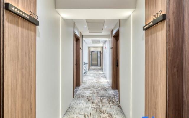 Shanghai Dimishe Light Luxury Hotel