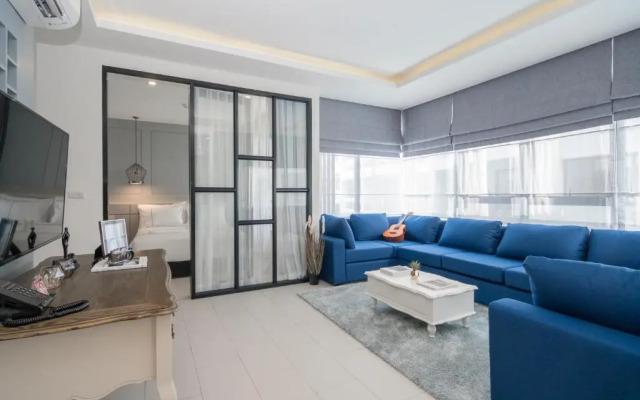 Palmyrah Surin Beach Residence