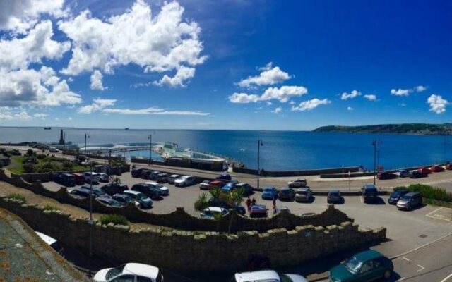 The Yacht Inn