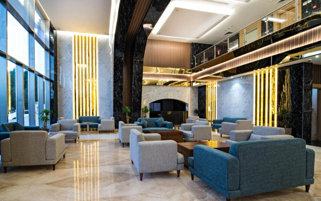 Mirnian Hotel