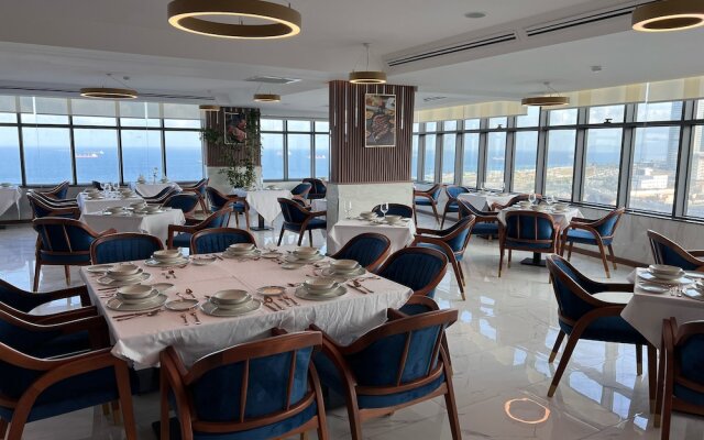 2H Hotel