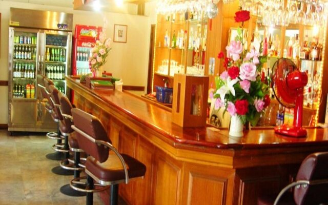 Mr.Mac's Place