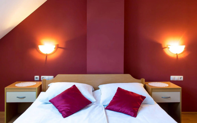 Rooms & Apartments Kepic