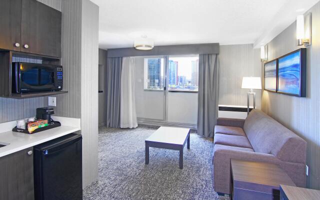 Holiday Inn Express Hotel & Suites Calgary, an IHG Hotel