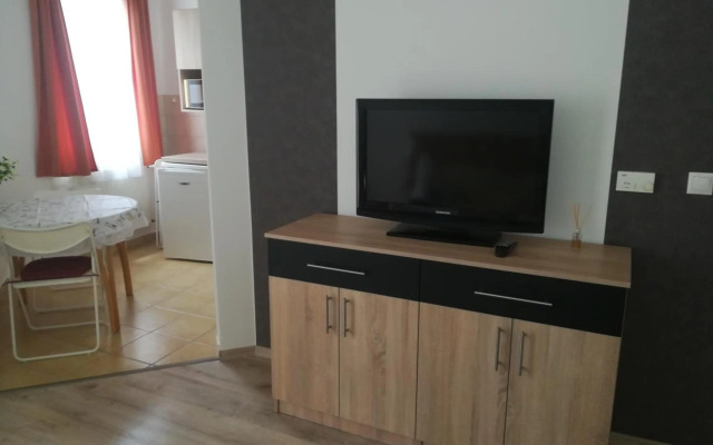Mira apartman