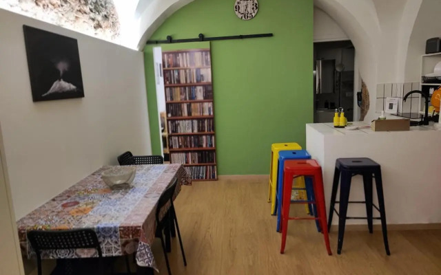 Santa Barbara Apartment