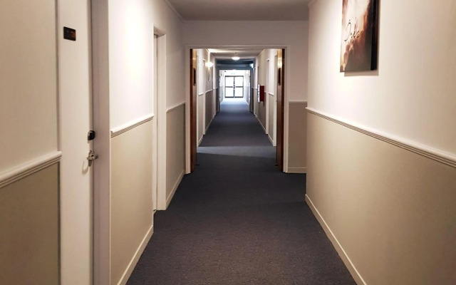 Auckland Airport Easy Hotel
