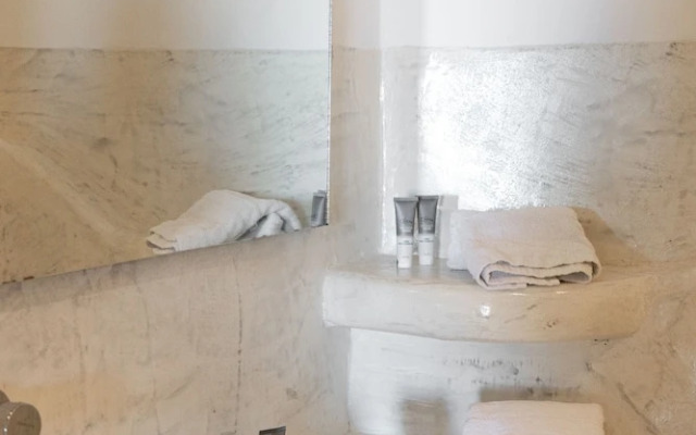 Demilmar Luxury Suites