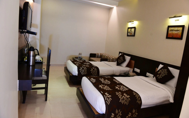 Hotel Ravisha Continental