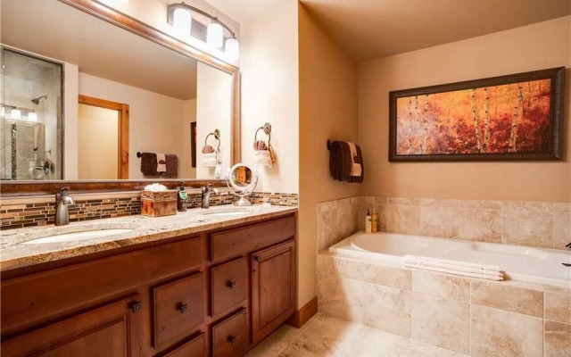 Churchill Lodge South