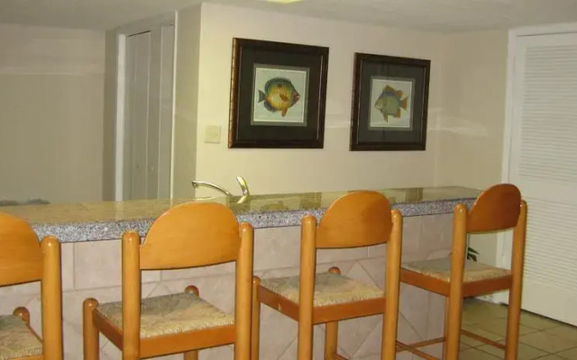 Saida IV Condiminiums - by Island Services