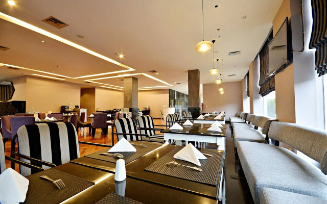 ZEN Rooms Mampang Tendean