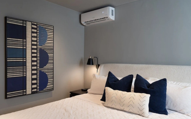 Shalom Residences By YellowKey