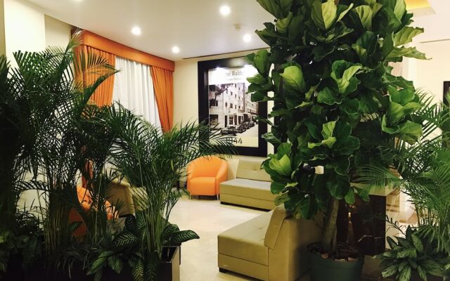 Waldorf Hotel Boutique
