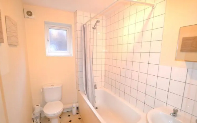 5 Cambrian Place