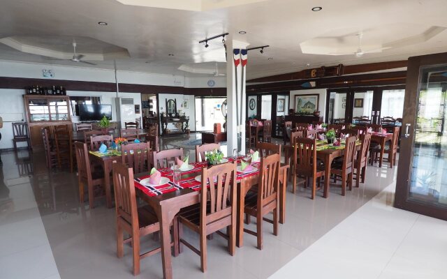 Veranda Suites and Restaurant