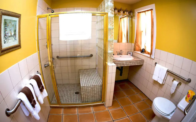 Inn on Crescent Lake Bed and Breakfast