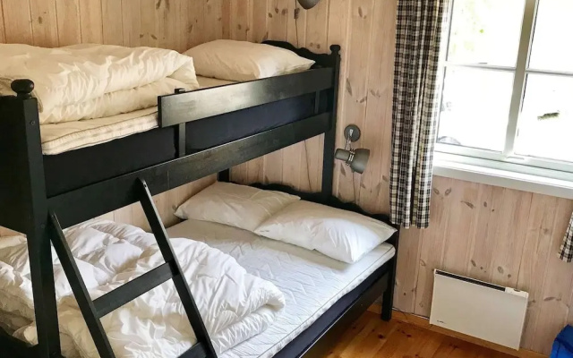 8 Person Holiday Home in Skulestadmo