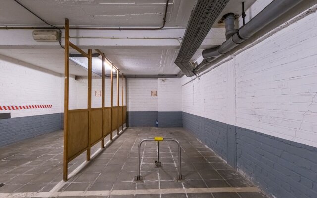 Apartment With sun Facing Terrace