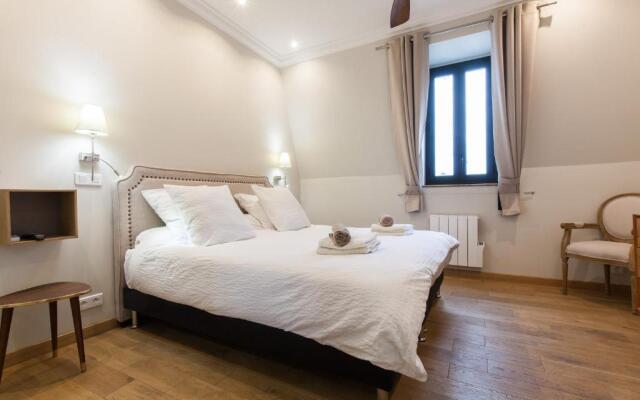 Appartement Vue Mer, Suquet Et Palais Avec Parking