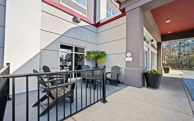 Comfort Suites Williamsburg Historic Area