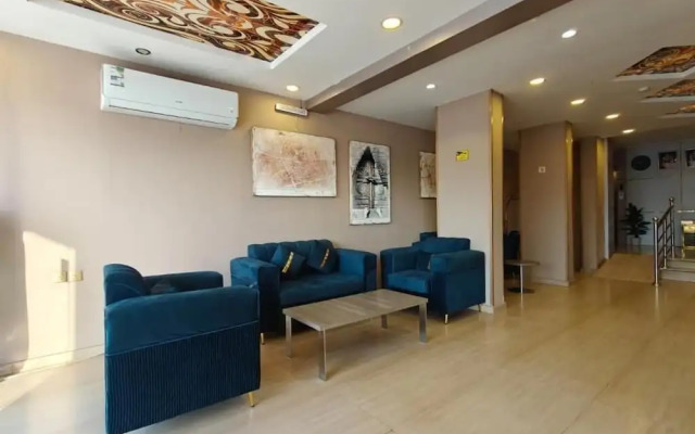 Jadeel Serviced Apartments