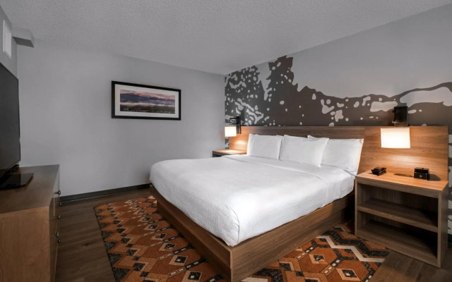 Holiday Inn Estes Park by IHG
