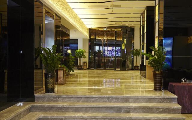 Lavande Hotel Sanya Bay Jixiang Street Branch