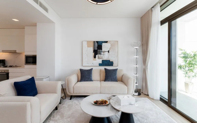 Palace Residence - 910 - DC