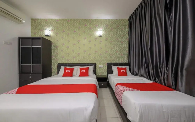OYO 89497 Dream Nur Hotel