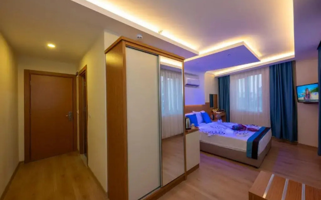 Diamond luxury Hotel