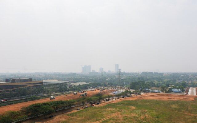 Best Price Studio at Casa De Parco Apartment