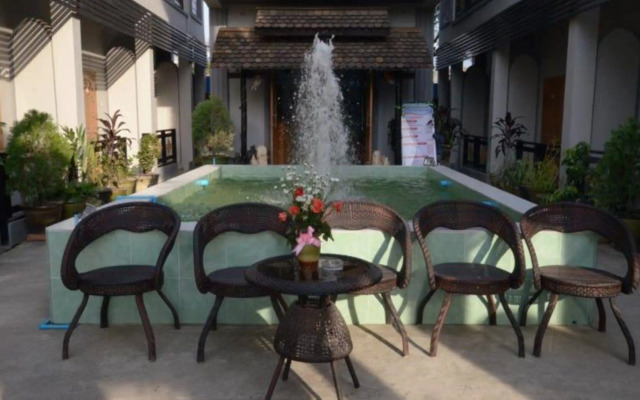 Inlay Palace Hotel